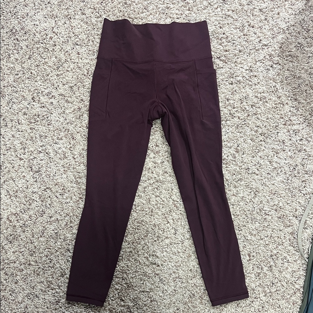 Women’s Athleta Cropped Leggings